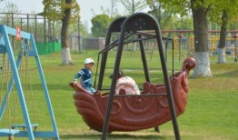 网红大秋千 体育圈cp,演绎跨界甜蜜互动